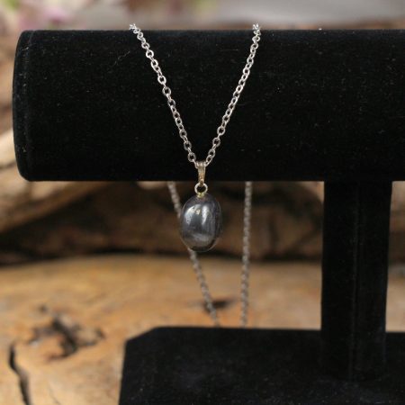 Hematiet geboorde edelsteenhanger