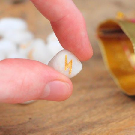 Rune stenen set Agaat wit